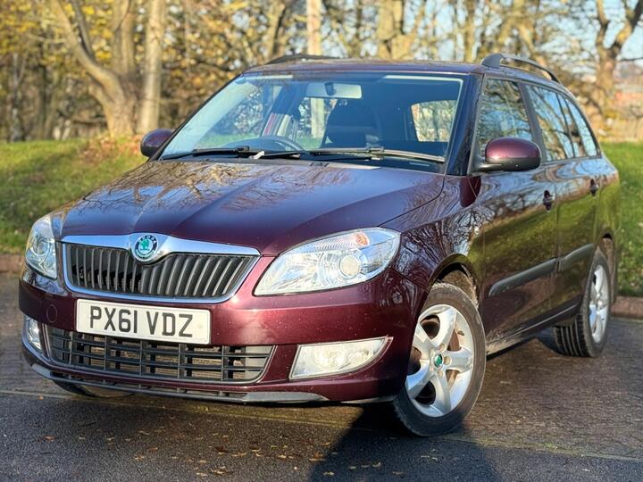Skoda Fabia 1.2 TSI SE Euro 5 5dr Skoda Fabia 1.2 TSI SE Euro 5 5dr