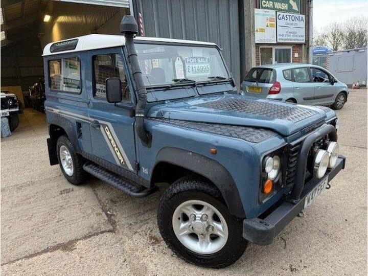 Land Rover Defender 90 2.5 TDi County Station Wagon 3dr