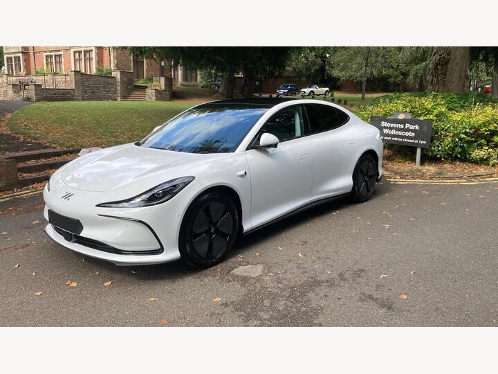 MG MG IM5 75kWh Standard Range Saloon Auto 5dr