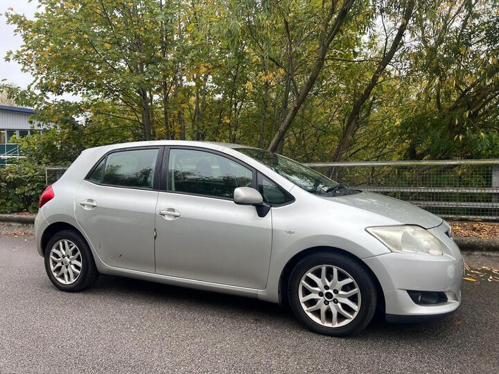 Toyota Auris 1.6 VVT-i T3 5dr Toyota Auris 1.6 VVT-i T3 5dr