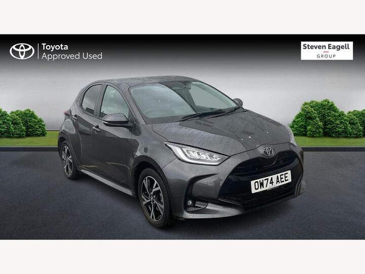 Toyota Yaris 1.5 VVT-h Design E-CVT Euro 6 (s/s) 5dr