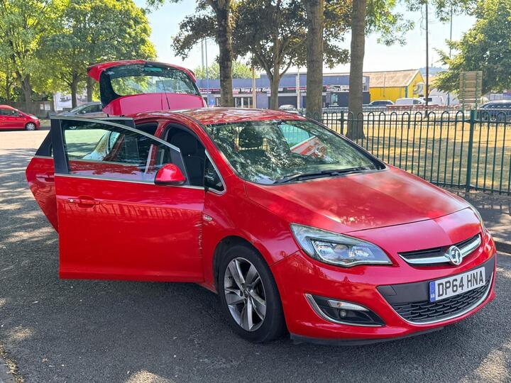 Vauxhall Astra 1.6 16v SRi Euro 5 5dr