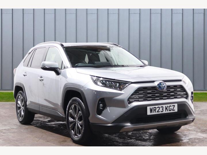 Toyota RAV4 2.5 VVT-h Design CVT 4WD Euro 6 (s/s) 5dr Toyota RAV4 2.5 VVT-h Design CVT 4WD Euro 6 (s/s) 5dr