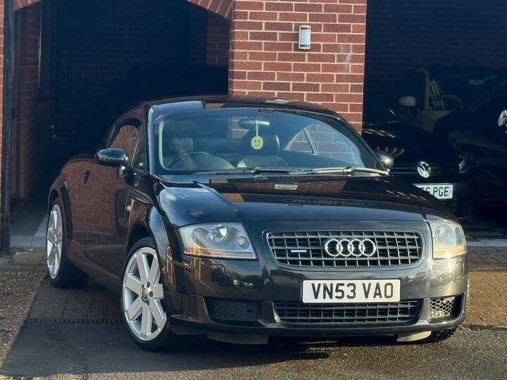 Audi TT 3.2 V6 DSG Quattro 2dr