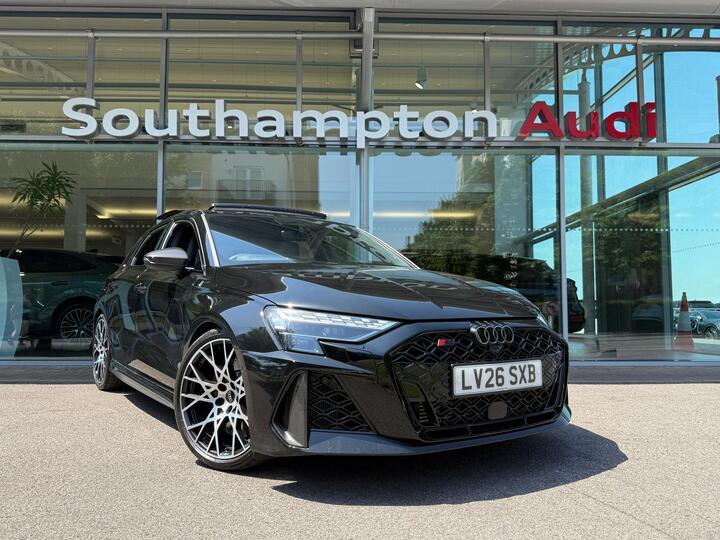 Audi RS3 2.5 TFSI Carbon Vorsprung Sportback S Tronic Quattro Euro 6 (s/s) 5dr