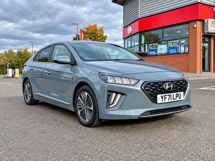 Hyundai IONIQ 1.6 H-GDi 8.9kWh Premium SE DCT Euro 6 (s/s) 5dr