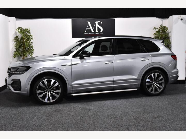 Volkswagen Touareg 3.0 TDI V6 Black Edition Tiptronic 4Motion Euro 6 (s/s) 5dr