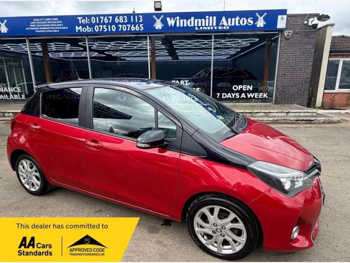 Toyota YARIS 1.33 Dual VVT-i Design Euro 6 5dr