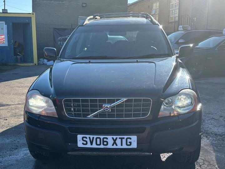 Volvo XC90 2.4 D5 Executive Geartronic AWD 5dr