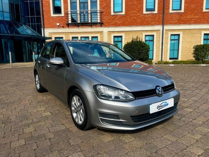 Volkswagen Golf 1.6 TDI BlueMotion Tech SE Euro 5 (s/s) 5dr