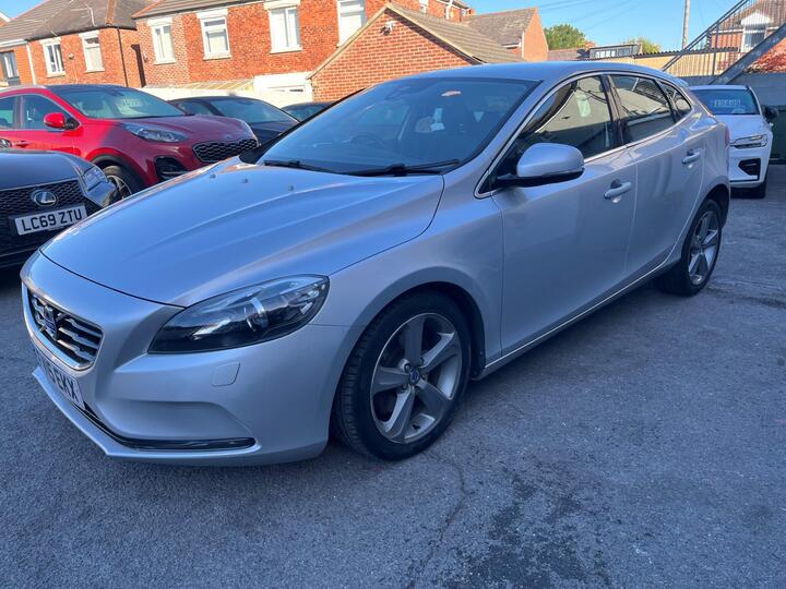 Volvo V40 1.6 D2 SE Lux Powershift Euro 5 (s/s) 5dr
