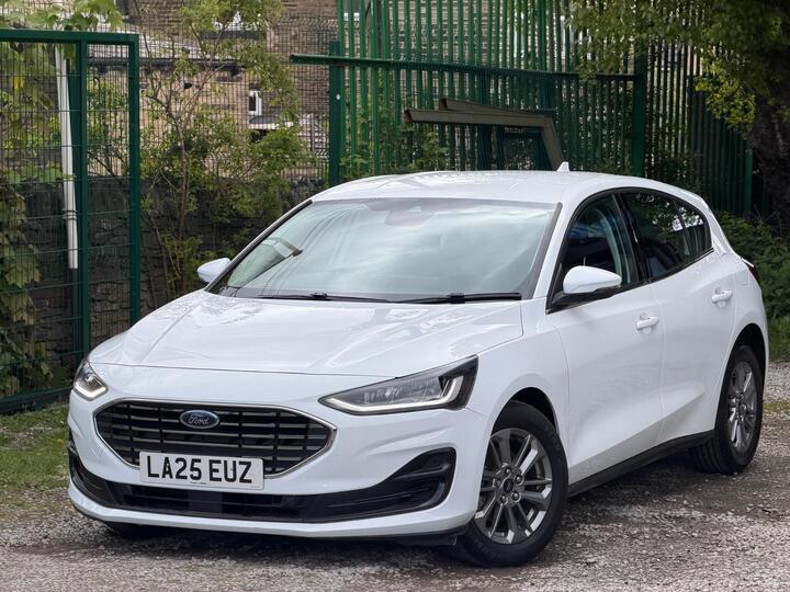 Ford Focus 1.0T EcoBoost MHEV Titanium Euro 6 (s/s) 5dr