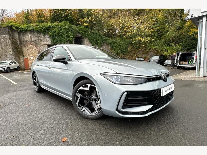 Volkswagen Passat 1.5 ETSI MHEV R-Line DSG Euro 6 (s/s) 5dr