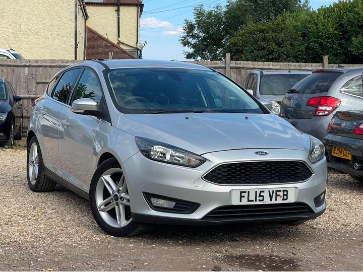 Ford Focus 1.0T EcoBoost Zetec Euro 6 (s/s) 5dr