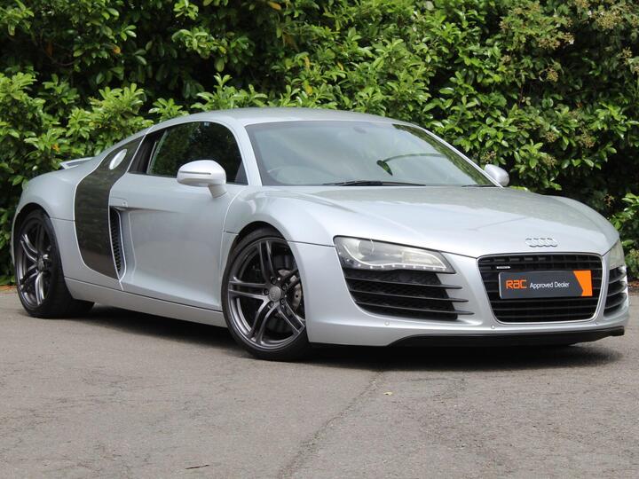 Audi R8 4.2 FSI V8 Quattro Euro 4 2dr