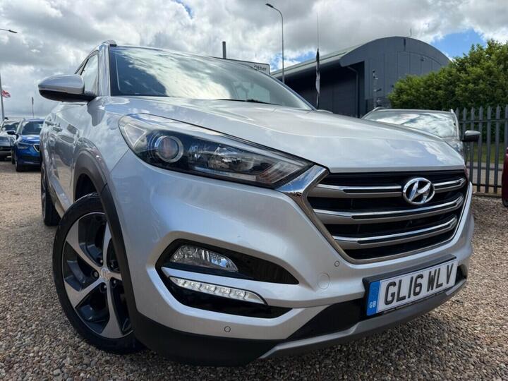 Hyundai TUCSON 2.0 CRDi Premium Auto 4WD Euro 6 5dr