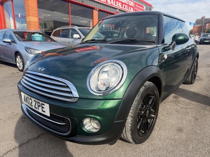 MINI Hatchback 1.6 Cooper Euro 5 (s/s) 3dr
