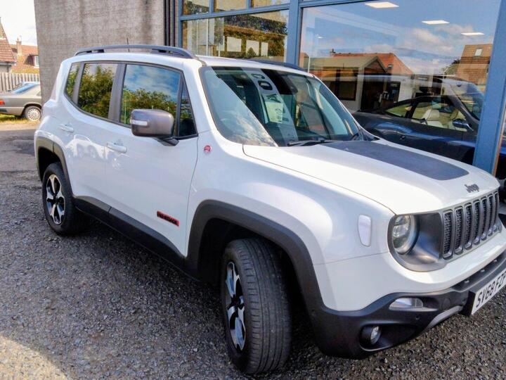 Jeep RENEGADE 2.0 MultiJetII Trailhawk Auto 4WD Euro 6 (s/s) 5dr Jeep RENEGADE 2.0 MultiJetII Trailhawk Auto 4WD Euro 6 (s/s) 5dr