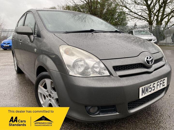 Toyota Corolla Verso 1.8 VVT-i T3 5dr