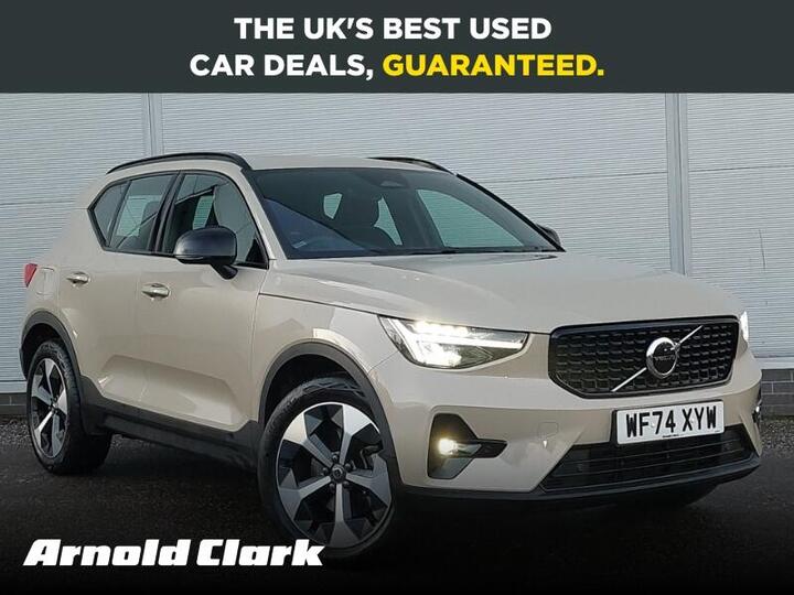 Volvo XC40 2.0 B3 MHEV Plus Dark DCT Auto Euro 6 (s/s) 5dr