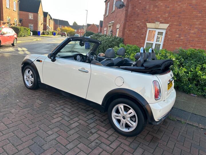 MINI Convertible 1.6 One Euro 4 2dr