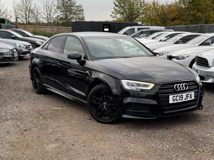 Audi A3 1.5 TFSI CoD 35 Black Edition S Tronic Euro 6 (s/s) 4dr