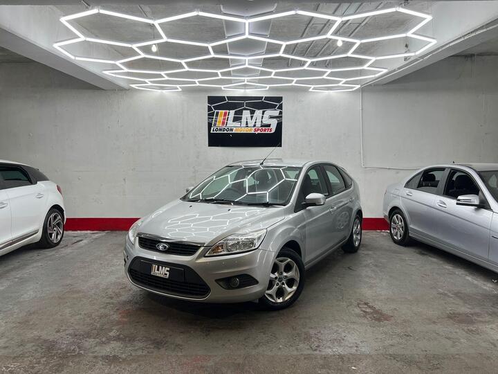Ford Focus 1.6 Sport 5dr