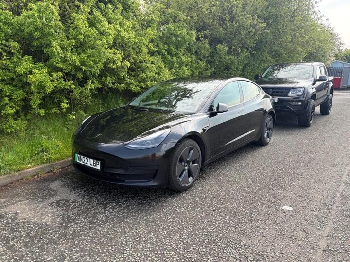 Tesla Model 3 Standard Range Plus Auto RWD 4dr