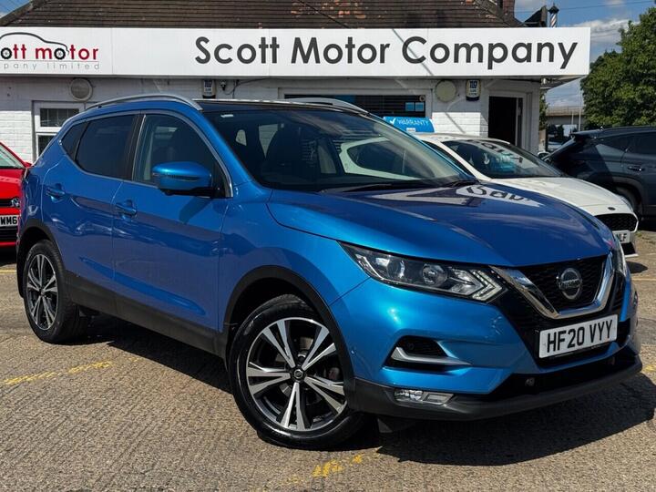 Nissan QASHQAI 1.3 DIG-T N-Connecta Euro 6 (s/s) 5dr