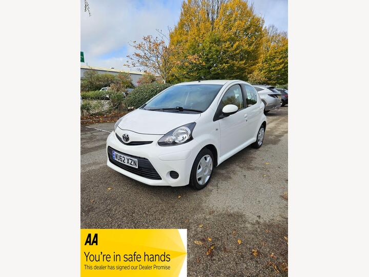 Toyota AYGO 1.0 VVT-i Ice Euro 5 5dr Toyota AYGO 1.0 VVT-i Ice Euro 5 5dr