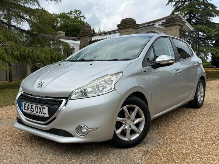 Peugeot 208 1.2 VTi PureTech Style Euro 6 5dr
