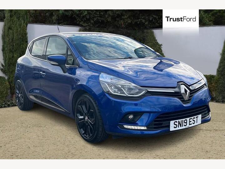 Renault CLIO 0.9 TCe Iconic Euro 6 (s/s) 5dr Renault CLIO 0.9 TCe Iconic Euro 6 (s/s) 5dr