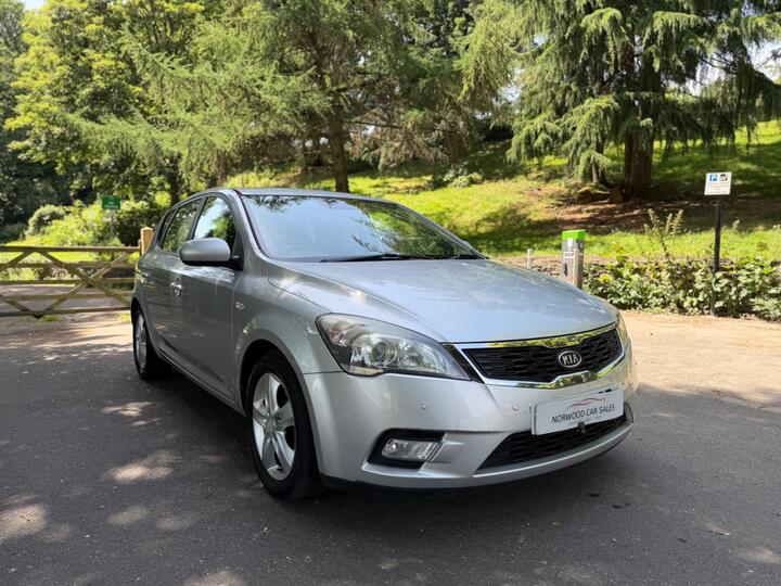 Kia Ceed 1.6 2 Auto Euro 5 5dr