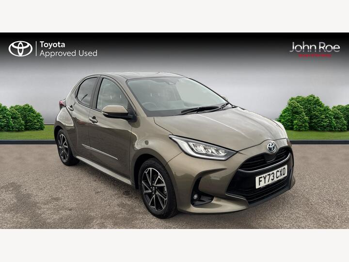 Toyota Yaris 1.5 VVT-h Design E-CVT Euro 6 (s/s) 5dr