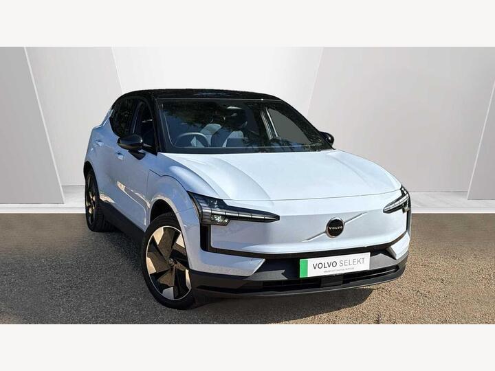 Volvo EX30 Twin Performance 69kWh Plus Auto AWD 5dr