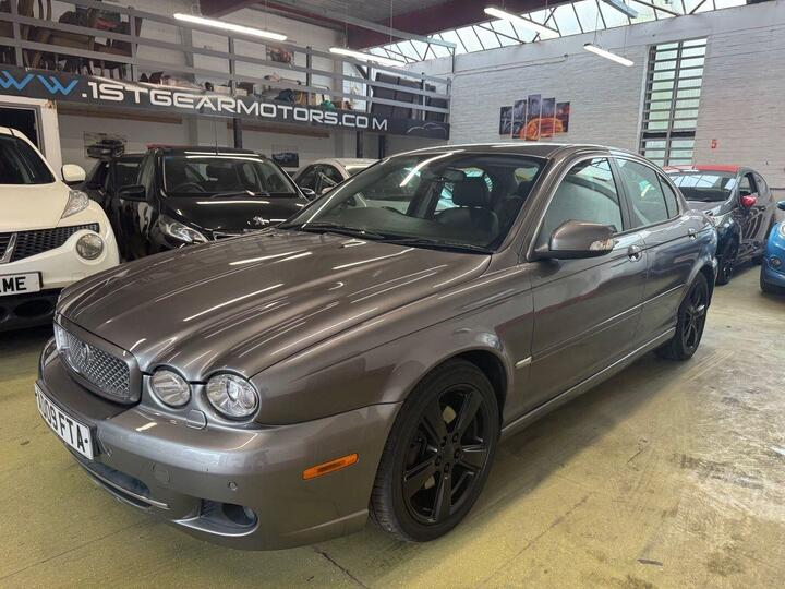 Jaguar X-Type 2.2D DPF SE 4dr