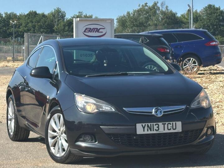 Vauxhall Astra GTC 2.0 CDTi SRi Euro 5 (s/s) 3dr