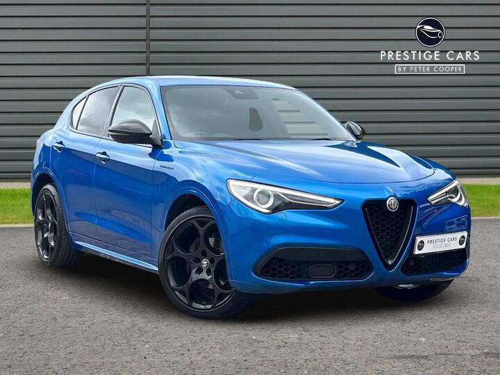 Alfa Romeo Stelvio 2.0T Estrema Auto Q4 AWD Euro 6 (s/s) 5dr Alfa Romeo Stelvio 2.0T Estrema Auto Q4 AWD Euro 6 (s/s) 5dr