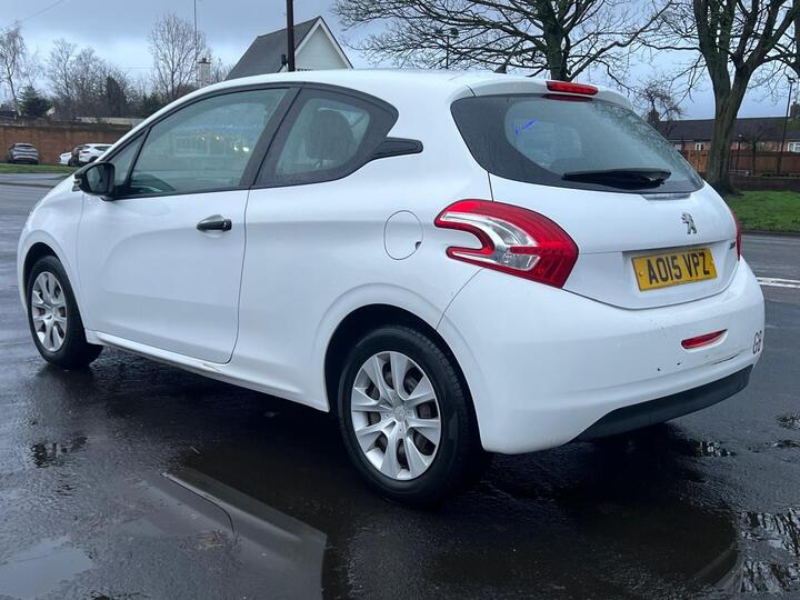 Peugeot 208 1.0 VTi PureTech Access Euro 5 3dr Peugeot 208 1.0 VTi PureTech Access Euro 5 3dr