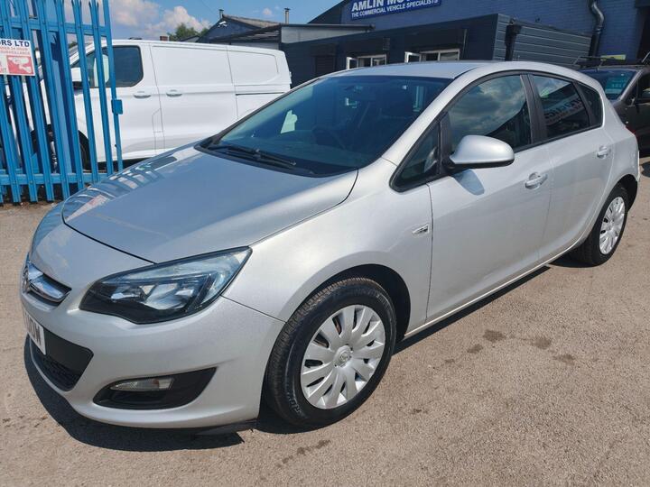 Vauxhall Astra 1.4 16v Exclusiv Euro 5 5dr