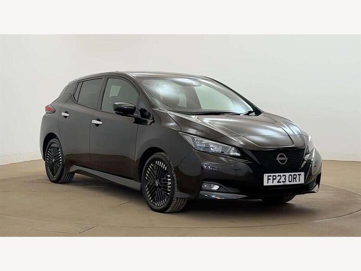 Nissan LEAF 39kWh N-Connecta Auto 5dr