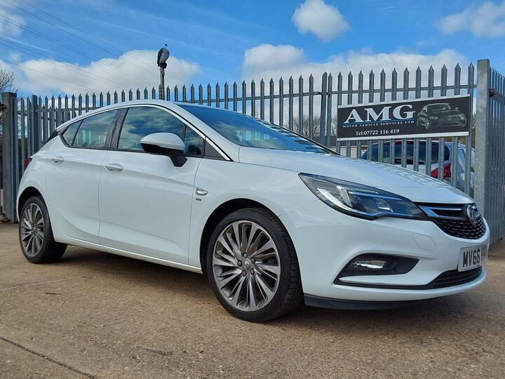 Vauxhall Astra 1.6 CDTi BlueInjection SRi Nav Euro 6 (s/s) 5dr