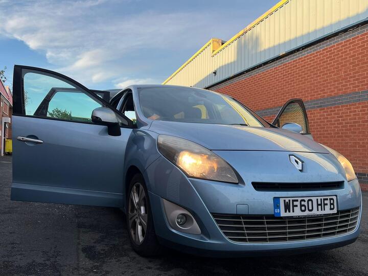 Renault Grand Scenic 2.0 DCi Dynamique TomTom Auto Euro 5 5dr