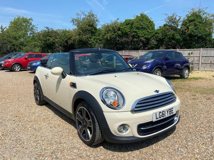 MINI Convertible 1.6 Cooper D Euro 5 (s/s) 2dr