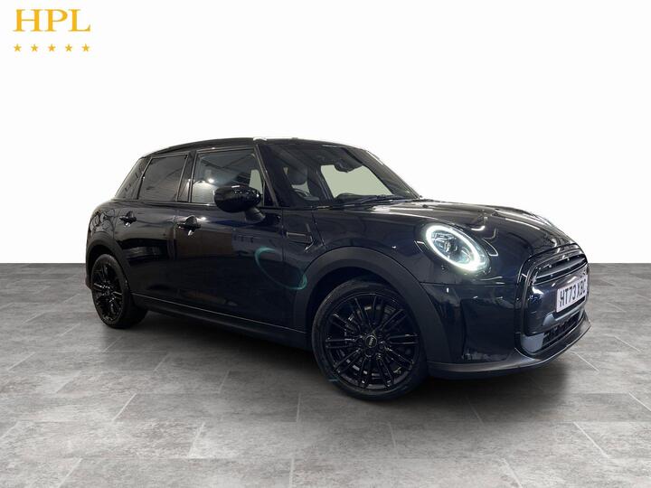 MINI HATCH 1.5 Cooper Exclusive Steptronic Euro 6 (s/s) 5dr