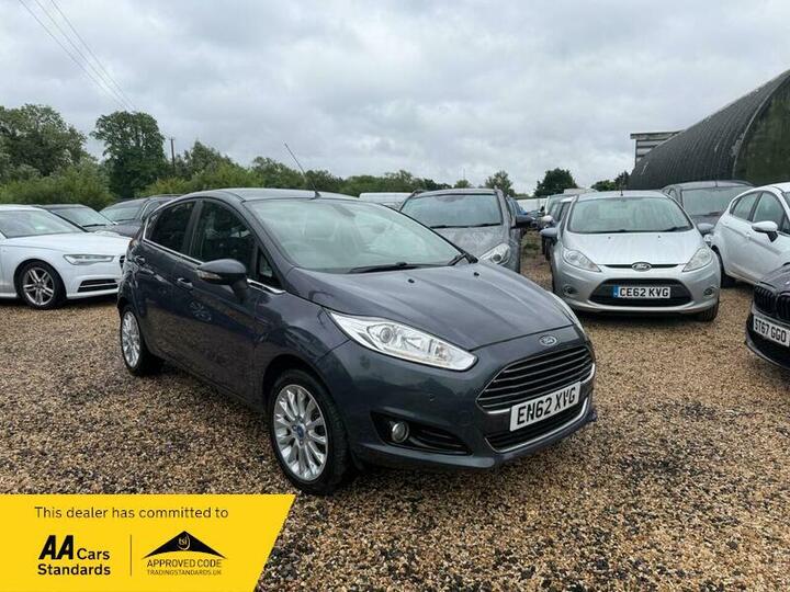 Ford Fiesta 1.6 TDCi Titanium X Euro 5 5dr