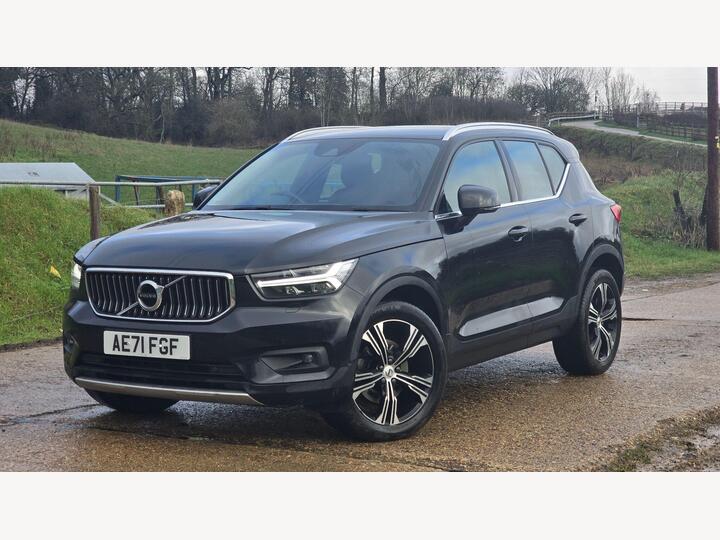 Volvo XC40 2.0 B4 MHEV Inscription Pro DCT Auto Euro 6 (s/s) 5dr