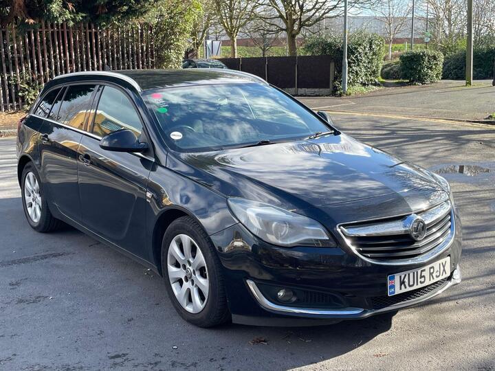 Vauxhall Insignia 2.0 CDTi EcoFLEX SRi Nav Sports Tourer Euro 5 (s/s) 5dr Vauxhall Insignia 2.0 CDTi EcoFLEX SRi Nav Sports Tourer Euro 5 (s/s) 5dr