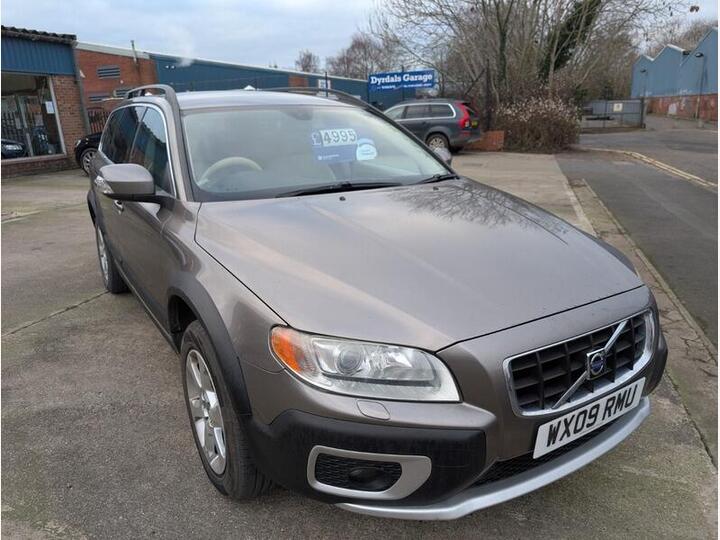 Volvo XC70 2.4 D5 SE Lux Geartronic AWD Euro 4 5dr