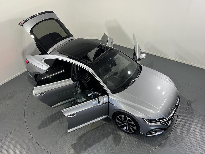 Volkswagen Arteon 2.0 TSI R-Line Fastback DSG Euro 6 (s/s) 5dr Volkswagen Arteon 2.0 TSI R-Line Fastback DSG Euro 6 (s/s) 5dr